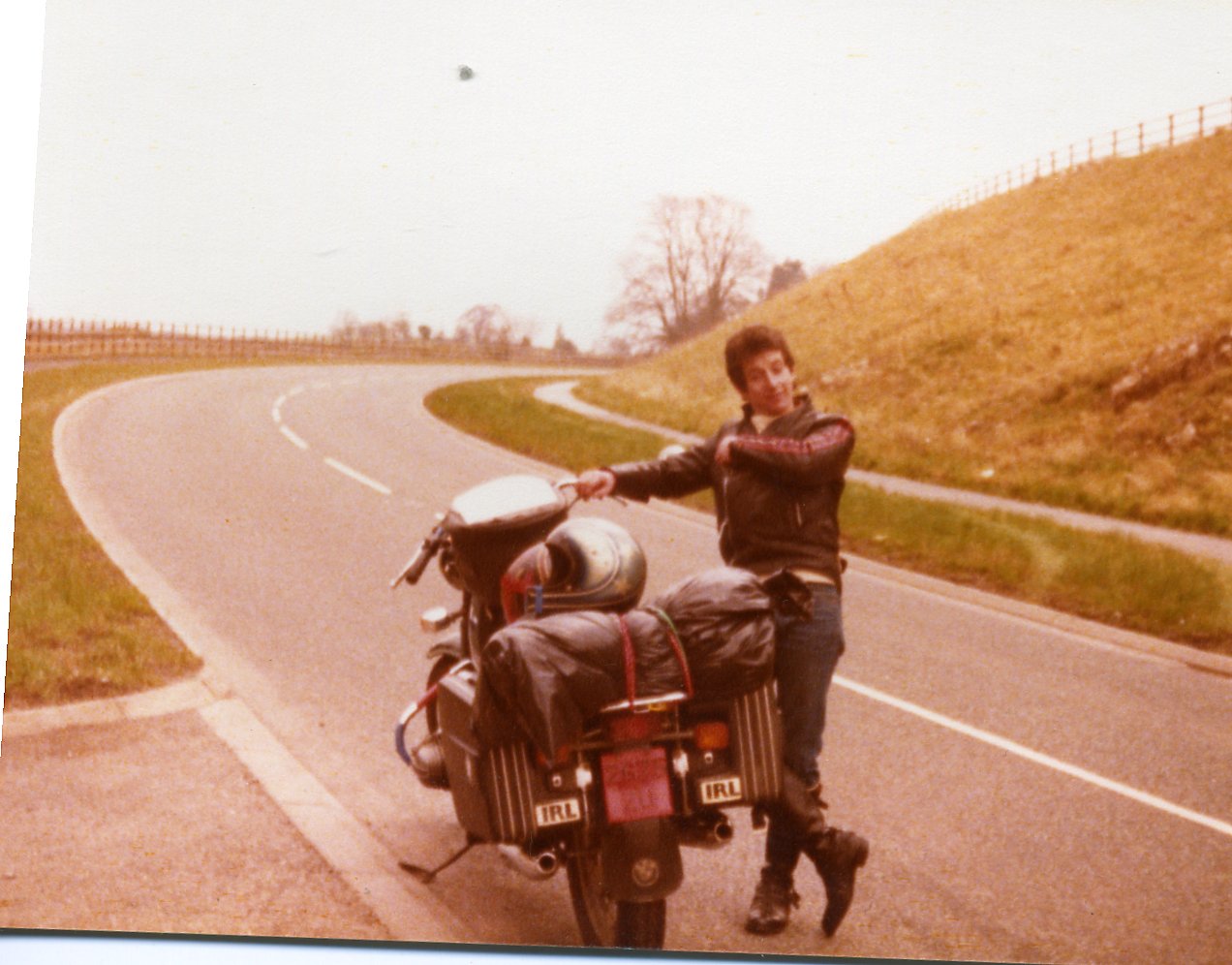 Ivan contemplates the Bend.JPG