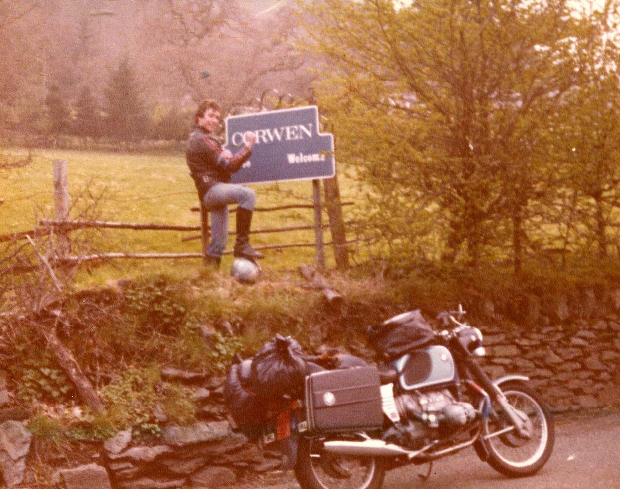 Ivan in corwen.JPG